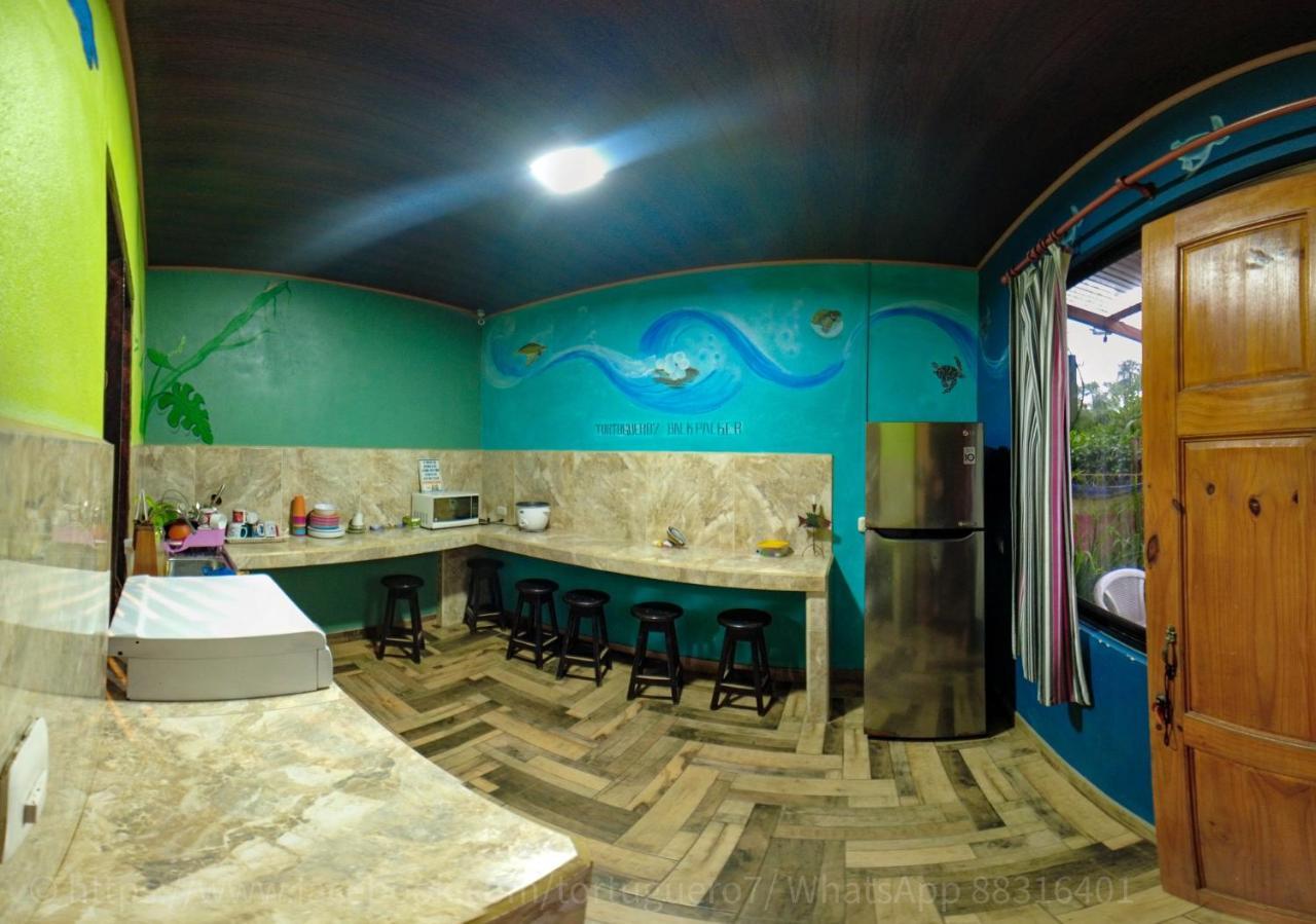 Hostel Tortuguero 7Backpackers Ngoại thất bức ảnh